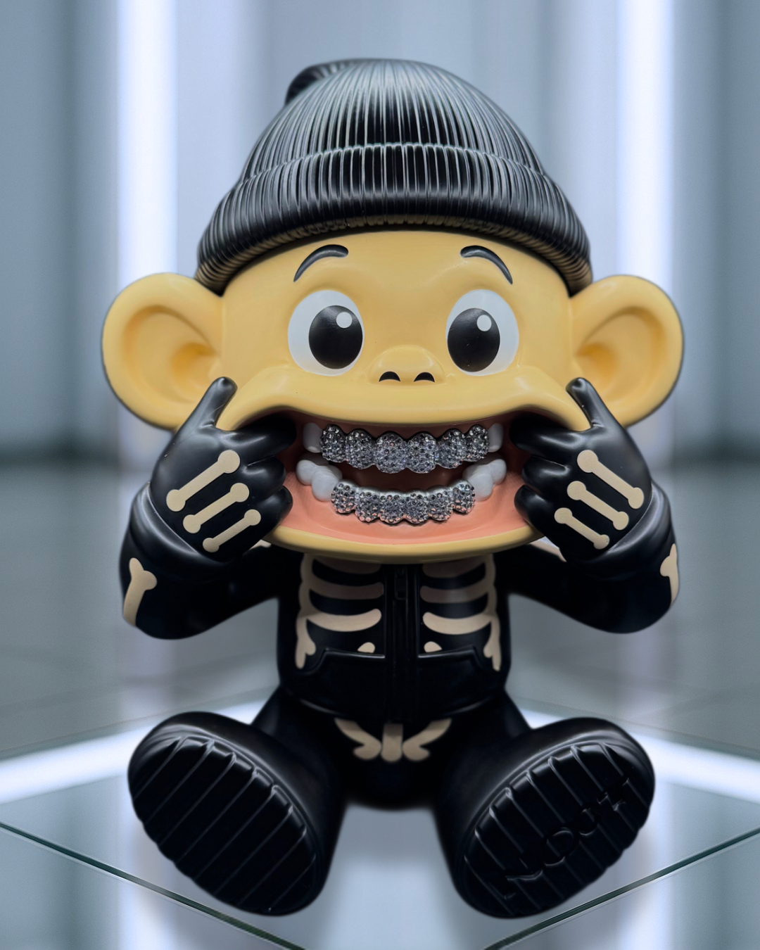 'SKULLY' (PRE-ORDER)